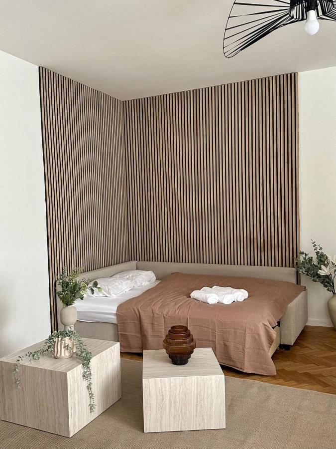 Designer Apartment Near Main Station Вена Экстерьер фото